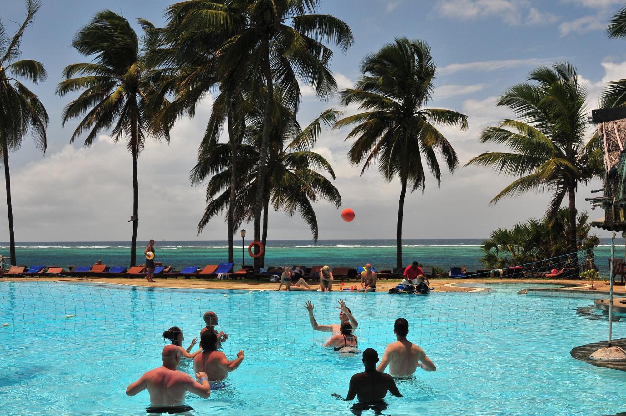 Reef Hotel Момбаса Екстер'єр фото